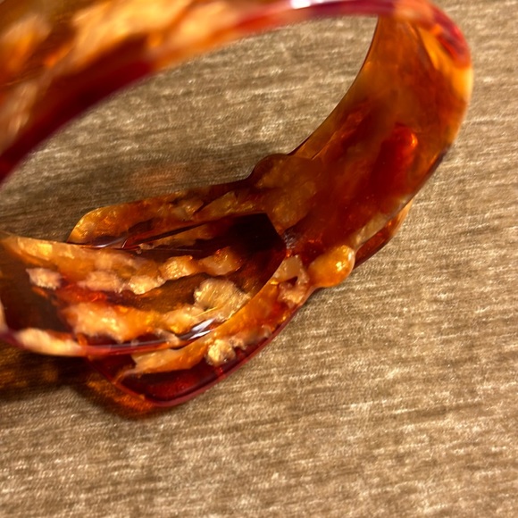 PONO by Joan Goodman resin buckle cuff - Picture 10 of 10